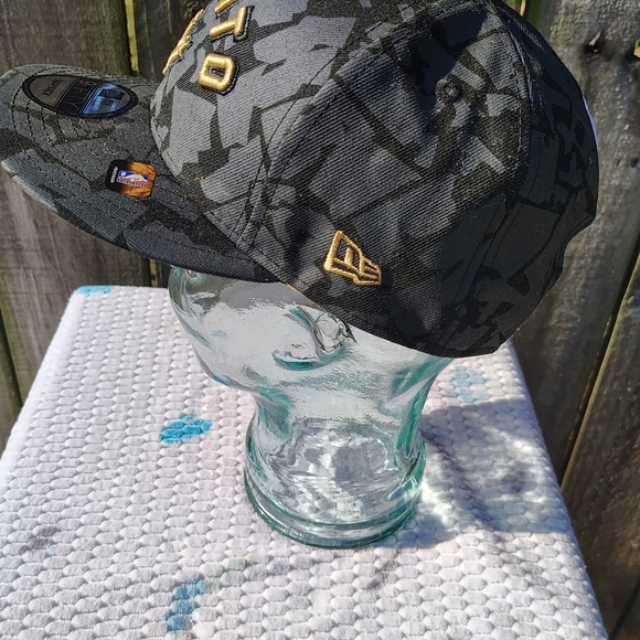 TORONTO RAPTORS NEW ERA 2022 CITY EDITION SNAPBACK CAP HAT NWT - Picture 6 of 9